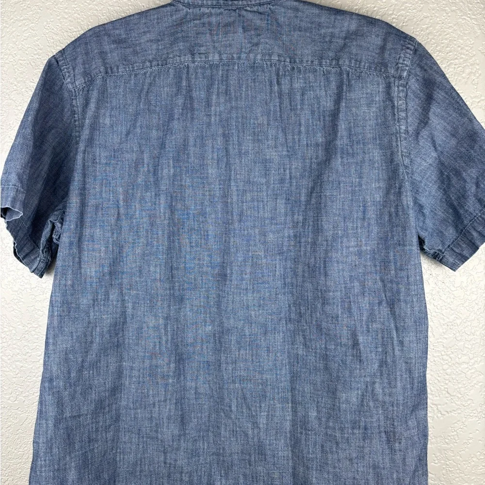 Banana Republic Soft Wash Standard Fit Chambray Shirt Men’s Large Blue Cotton